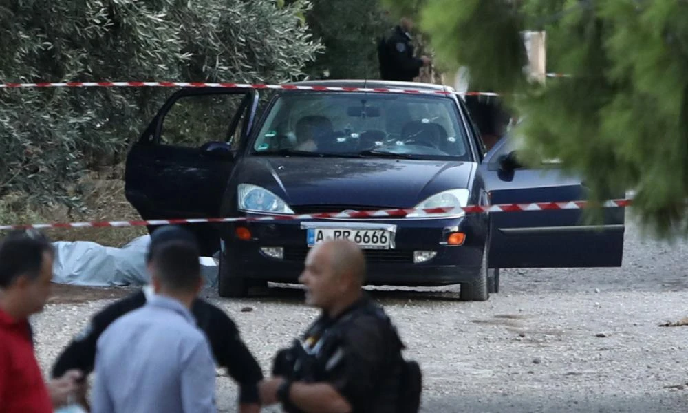Λούτσα: Ενέδρα θανάτου έστησαν στα 6 θύματα - Πλαστές οι πινακίδες του αυτοκινήτου τους